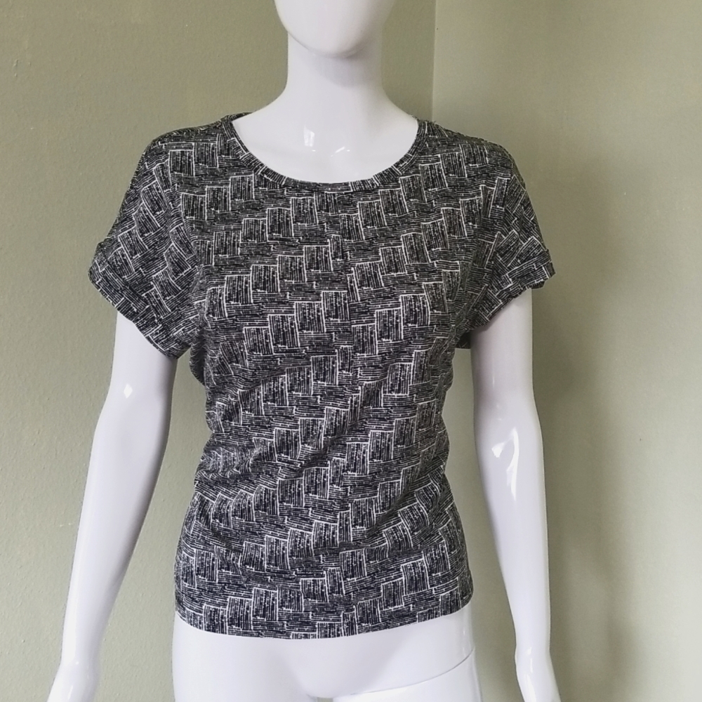 Tommy Bahama Top